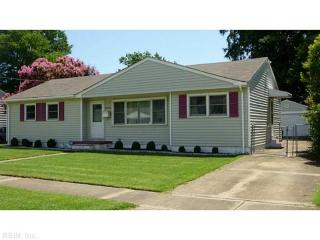 8462 Benningfield Ct, Norfolk, VA 23503-4157
