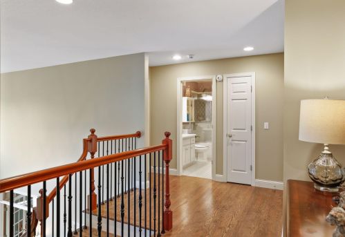 3315 Crestmoor Dr, Saint Paul MN  55125-5006 exterior
