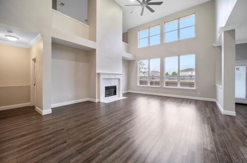 5600 Meadows Way, Fort Worth TX  76180-6315 exterior