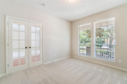31 Melville Glen Pl, Conroe TX  77384-4801 exterior