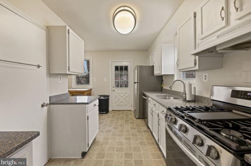 9408 Ocala St, Silver Spring MD 20901-3049 exterior