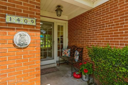 1409 Brassie Ave, Homewood, IL 60422-1813