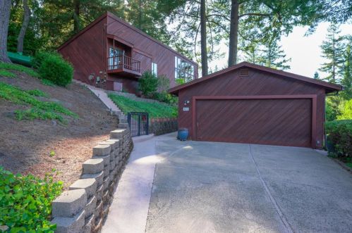 421 Meadow Dr, Big Basin, CA 95006-9647