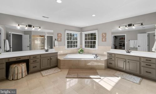 944 Old County Rd, Severna Park MD 21146-4817 exterior