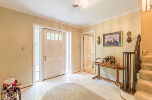 2408 Meadow Lark Dr, Atlanta GA  30344-4026 exterior