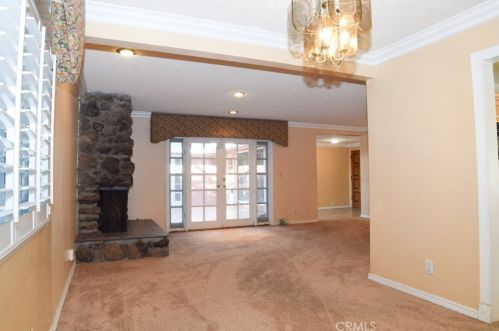 915 Hilda St, Anaheim CA  92806-4844 exterior