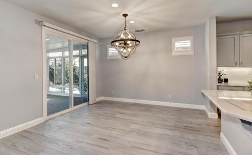 7417 Netherbury Ct, Elk Grove CA  95757-5147 exterior