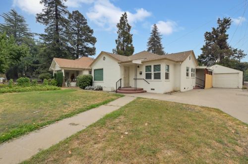 1645 Sycamore St, Gridley, CA 95948-2853