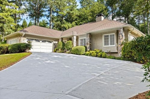3541 Hampton Dr, Marietta, GA 30064-1773