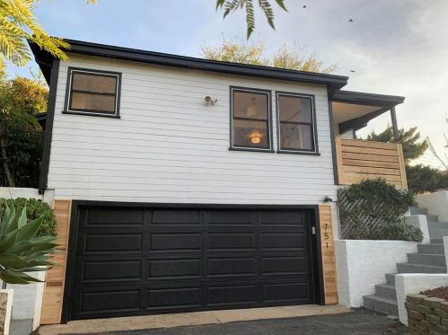 751 4th Ave, Escondido, CA 92025-4038
