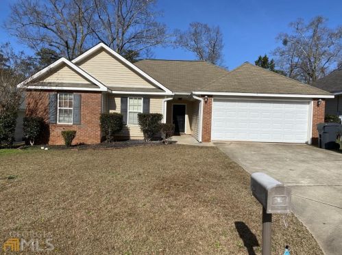 104 Mcvey Trl, Lithonia, GA 31028-1137