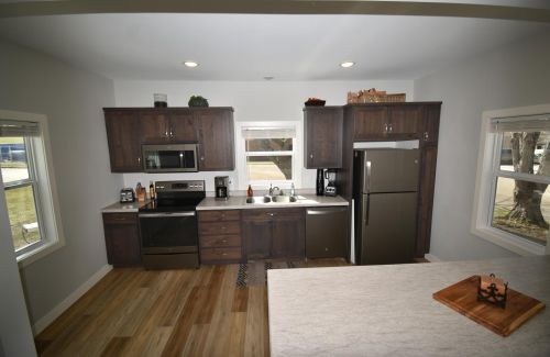 321 4th St, Sedan, MN 56334-1351