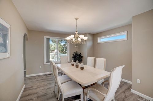 5201 Genoa Way, Aurora CO 80013-6295 exterior