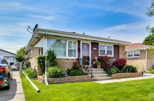 5128 Ozark Ave, Chicago, IL 60706-3341