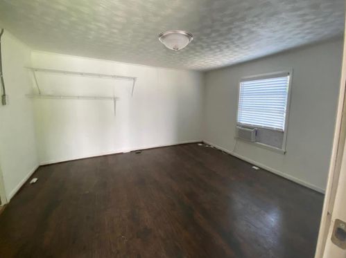 104 Locust St, Whitewright TX 75491-2336 exterior