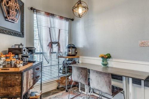 2503 Mallard Cv, Carrollton TX 75006-2233 exterior