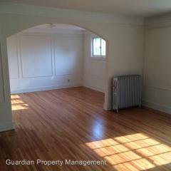 2040 Grand Ave, Saint Paul MN  55105-1486 exterior