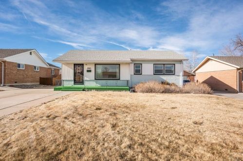2005 Hollywood Dr, Pueblo, CO 81005-2503