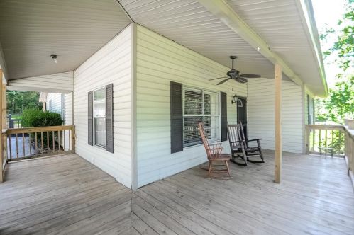 13323 Southshore Dr, Conroe TX  77304-5272 exterior