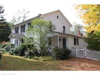 9 Hut Hill Rd, Bridgewater, CT 06752-1315