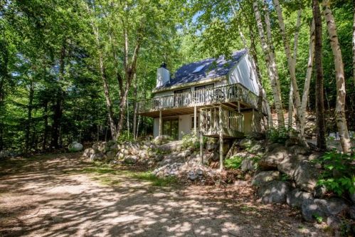 19 Jungfrau Rd, Madison, NH 03849-5651