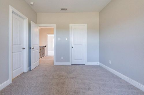 11320 Live Oak Crk Dr, Fort Worth TX  76108 exterior