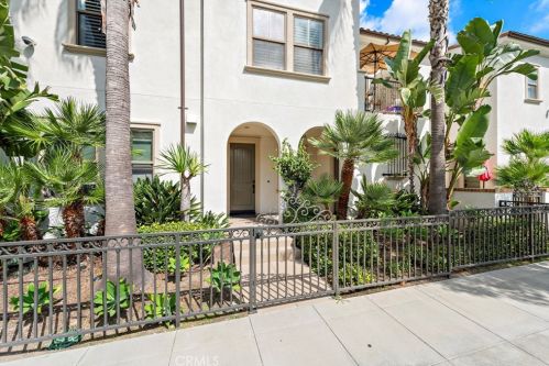 507 Water St, Anaheim CA  92805-4540 exterior