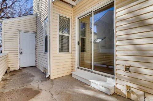 17204 Frd Dr, Aurora CO 80017-3258 exterior