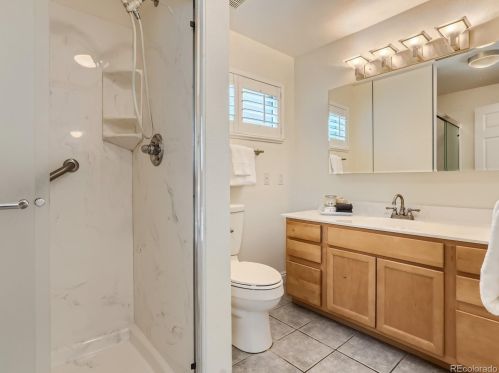 11727 65th Cir, Arvada CO  80004-2466 exterior