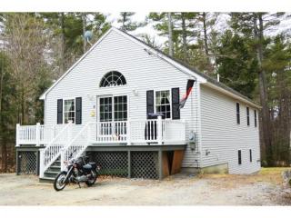5 Rainbows End, Hillsboro, NH 03244-4932