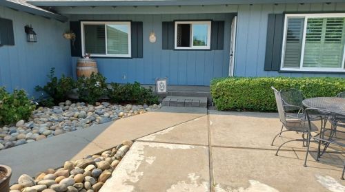 2154 Debbie Ln, Lodi, CA 95242-2817