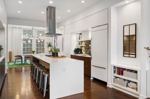 2932 Hermance Dr, Atlanta GA  30319-2704 exterior