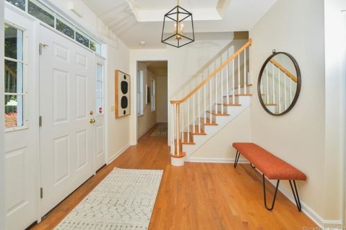 65 Heather Ln, Wilton, CT 06897-4130
