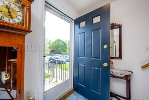 57 White Tail Ln, Wallingford, CT 06492-5351