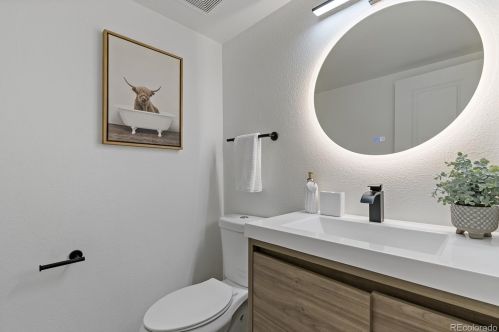 6703 Locust Ct, Englewood CO  80112-1007 exterior