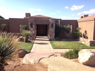 2259 Stone Cliff Dr, Saint George UT  84790-6157 exterior