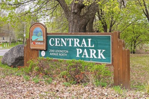 2445 Aglen St, Saint Paul MN  55113-3309 exterior