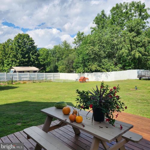 11899 Blue Gray Trl, Brandywine WV  26802-8011 exterior