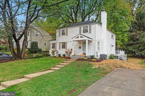 9921 Cherry Tree Ln, Silver Spring, MD 20901-2736