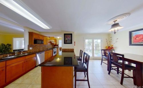 240 Brentwood Pl, Anaheim, CA 92804-2507