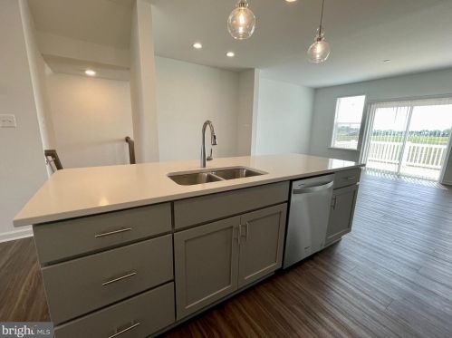 197 Union Ridge Dr, Charles Town WV  25414-4950 exterior