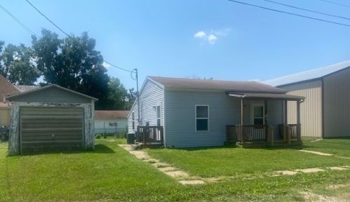 306 Lincoln Ave, Swygert, IL 61764-1319