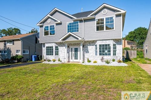 1096 Woodruff St, Iselin, NJ 08830-2234