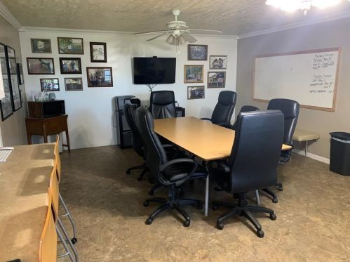 920 Cable St, Conroe TX  77301-2211 exterior