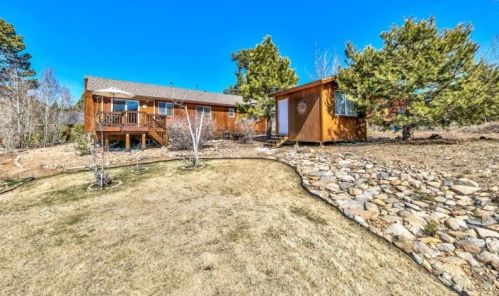 10038 Wiltshire Ln, Truckee, CA 96161-1602