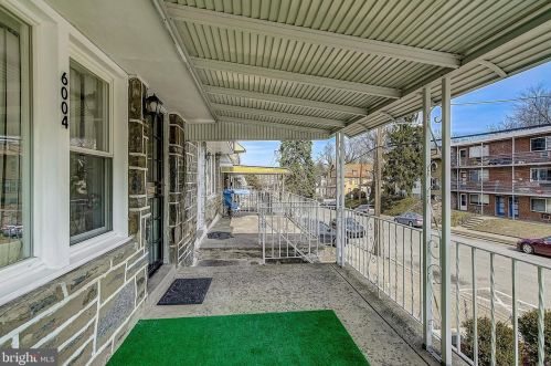 6004 10th St, Philadelphia PA 19141-3703 exterior