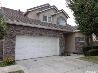 2220 Perth Dr, Modesto, CA 95355-8103