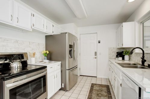 18034 Atlantic Dr, Aurora CO  80013-1321 exterior