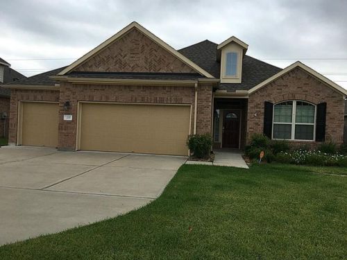 215 Floral Bluff Ct, Richmond TX  77469-6092 exterior