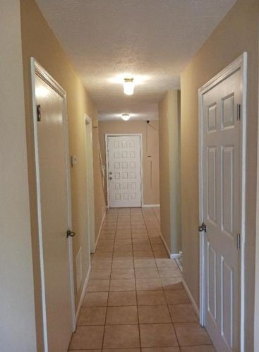 848 Brandy Oaks Ln, Stone Mountain, GA 30088-2025